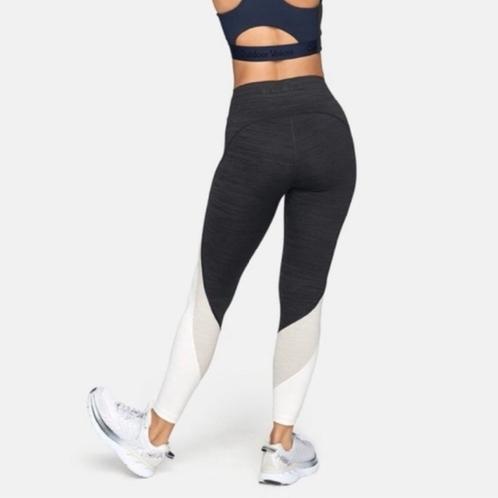 Outdoor Voices • TechSweat 7/8 Zoom Leggings - Picture 2 of 8